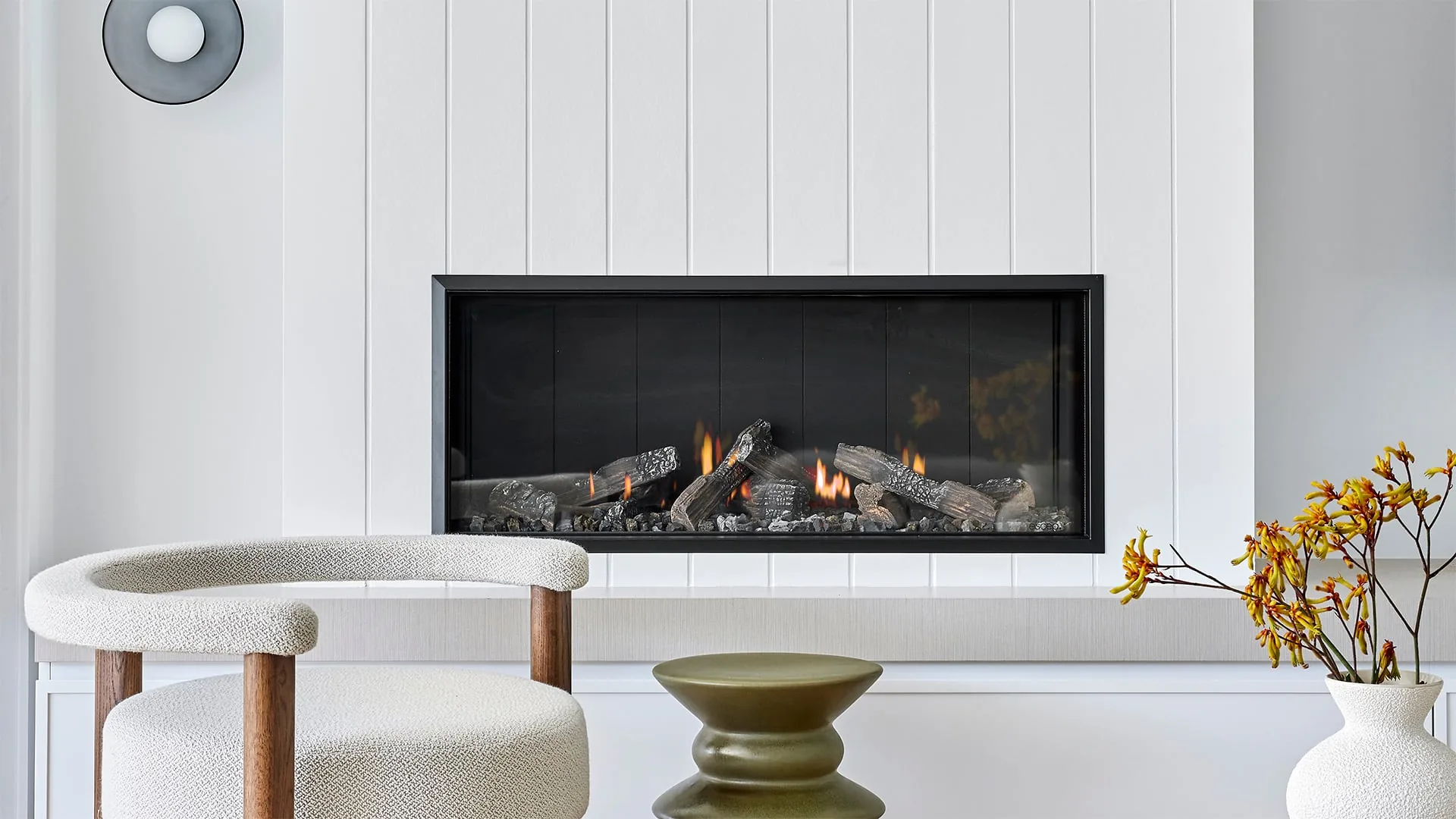 Escea DS1900 gas fireplace